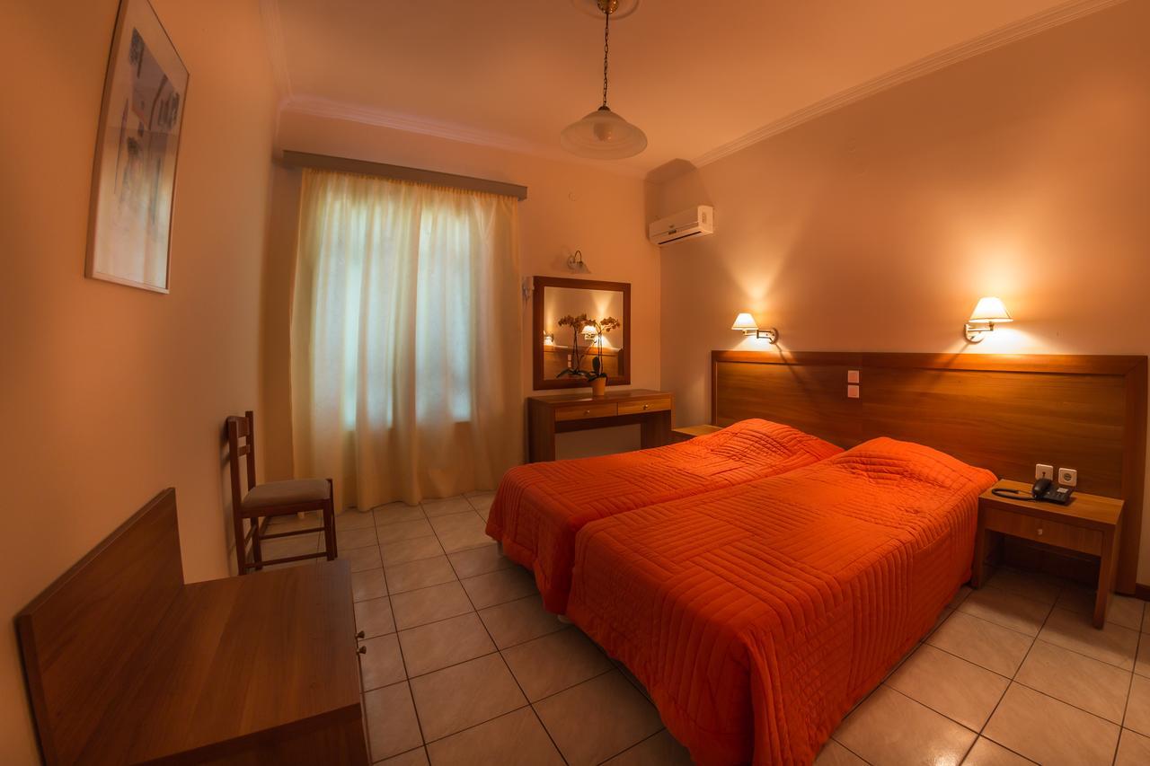 Chryssi Akti Hotel 아르가시 외부 사진